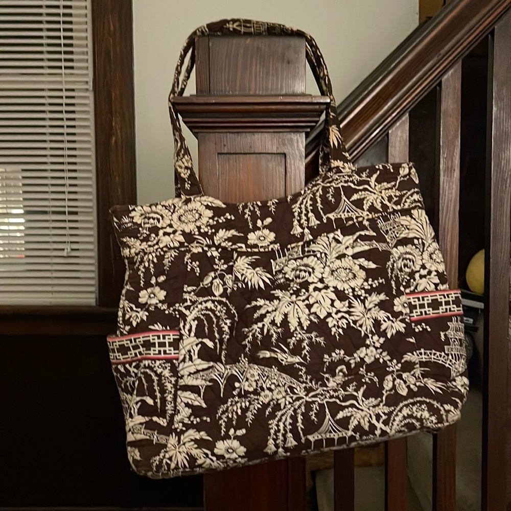 Imperial Toile Vera Bradley shoulder bag